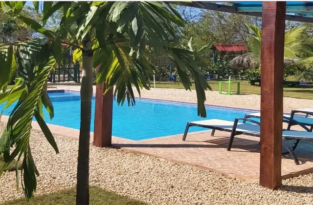 Mi Ranchito Ecolodge Cumayasa Pool